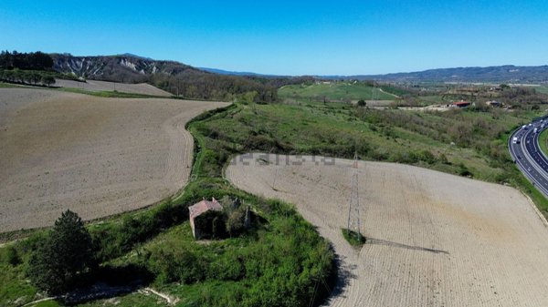 terreno agricolo in vendita a Ficulle