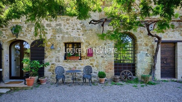 casale in vendita a Ficulle