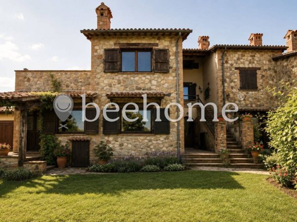 casa indipendente in vendita a Ficulle