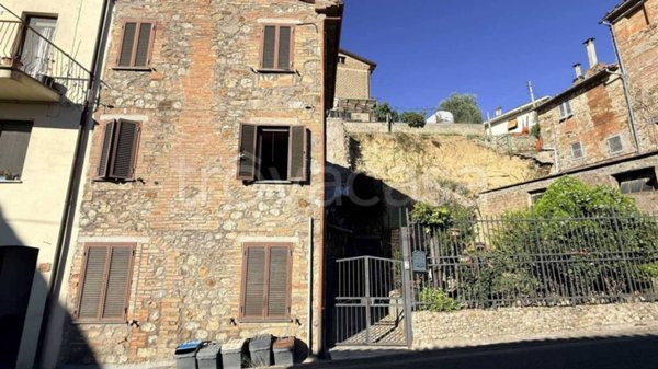 casa indipendente in vendita a Ficulle