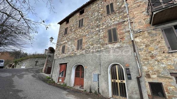 casa indipendente in vendita a Ficulle