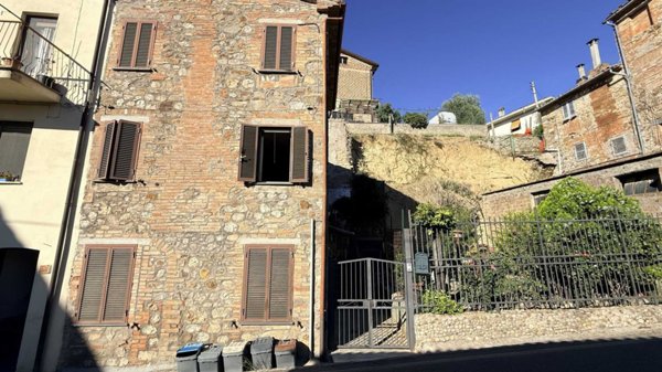 casa indipendente in vendita a Ficulle