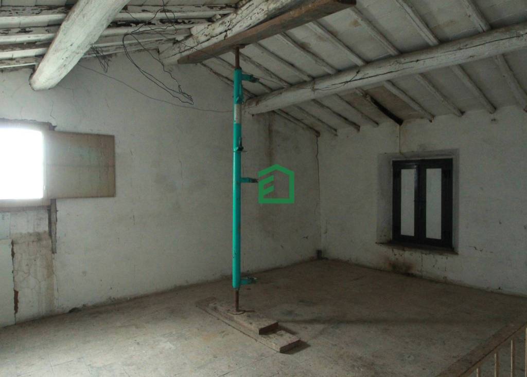 casa indipendente in vendita a Giove