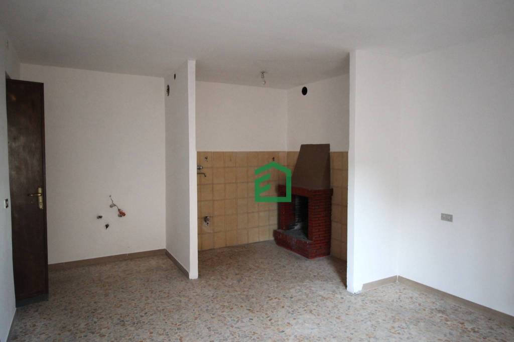 appartamento in vendita a Giove