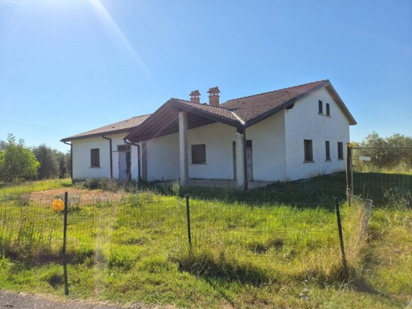 casa indipendente in vendita a Giove