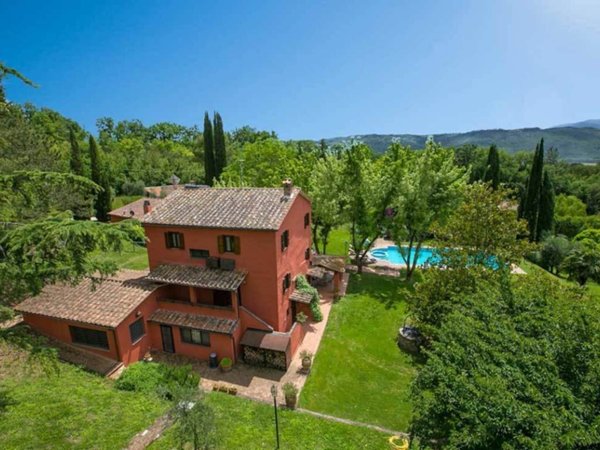 casa indipendente in vendita a Giove