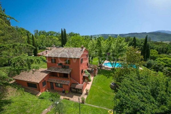 casa indipendente in vendita a Giove