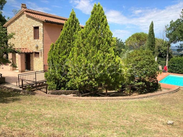 casa indipendente in vendita a Giove