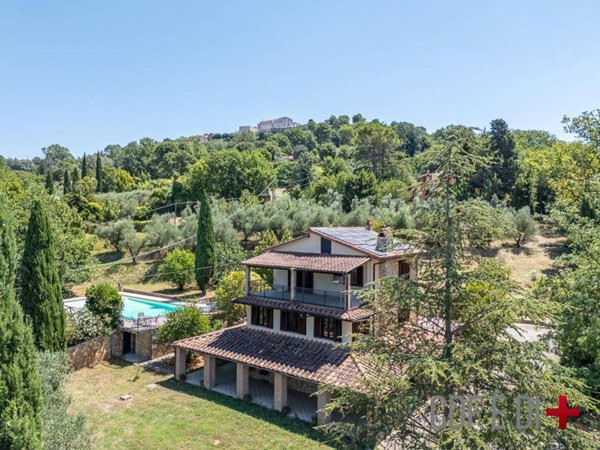 casa indipendente in vendita a Giove