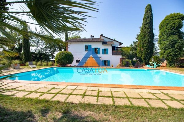 casa indipendente in vendita a Giove
