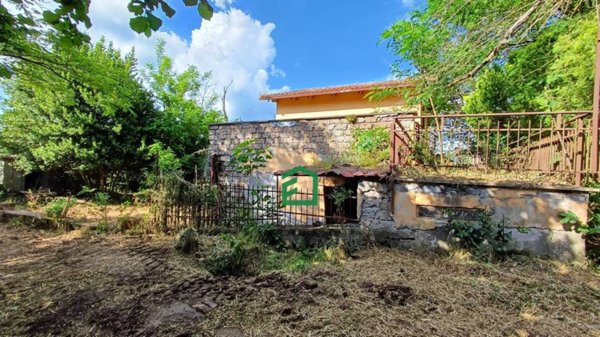 casa indipendente in vendita a Giove