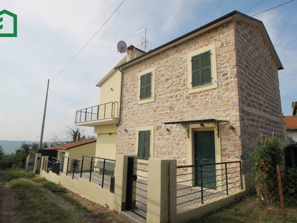 casa indipendente in vendita a Giove