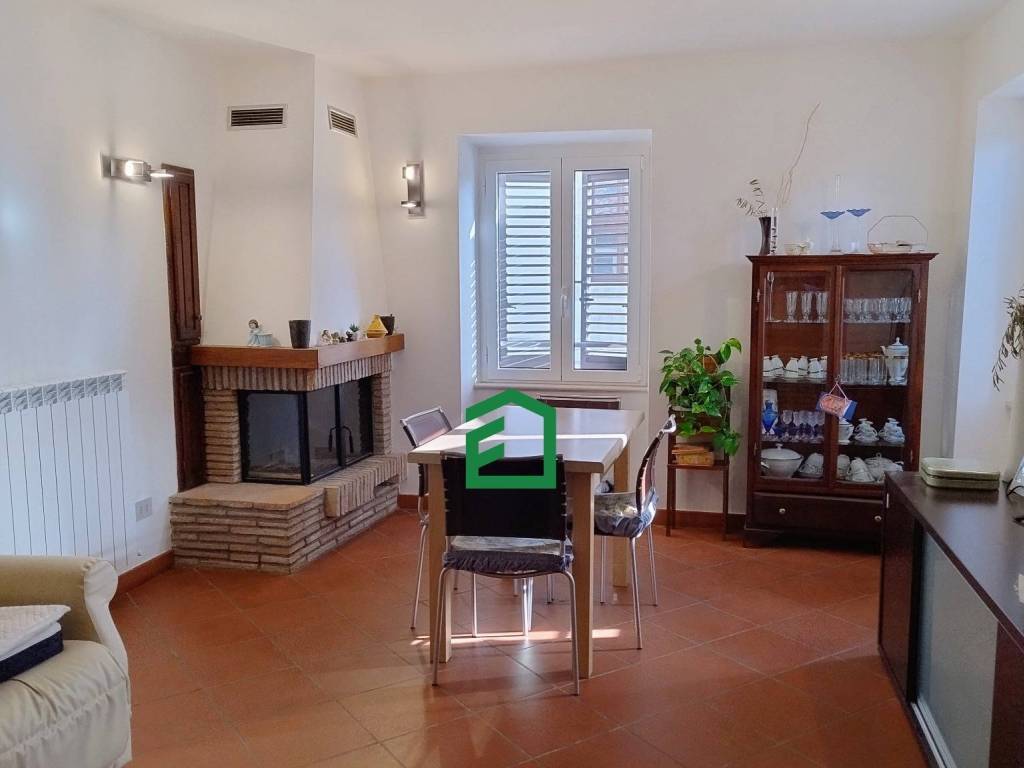 appartamento in vendita a Giove