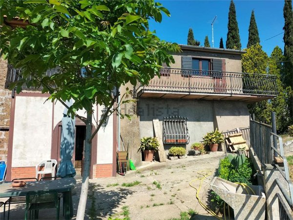 casa indipendente in vendita a Giove