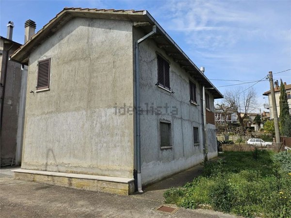 casa indipendente in vendita a Giove