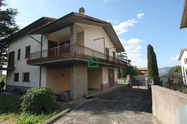 casa indipendente in vendita a Giove