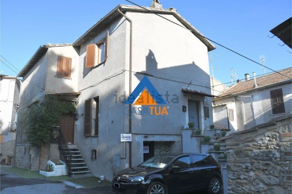 casa indipendente in vendita a Giove