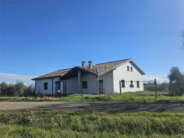 casa indipendente in vendita a Giove