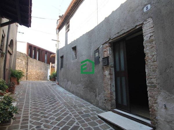 appartamento in vendita a Giove