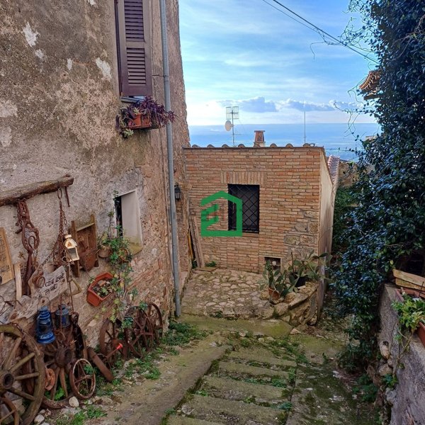 appartamento in vendita a Giove