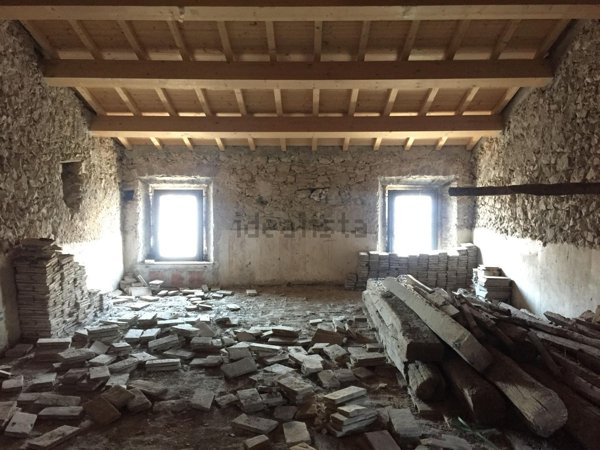 appartamento in vendita a Giove
