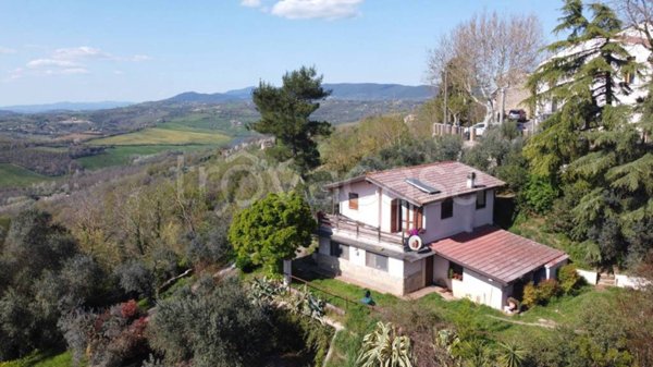 casa indipendente in vendita a Giove
