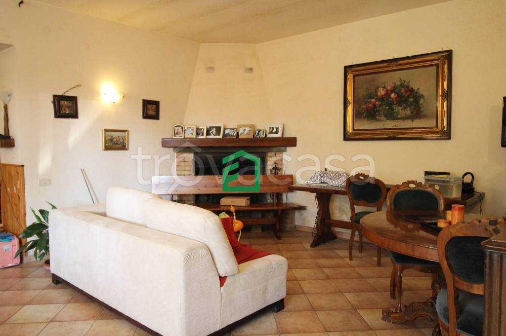 casa indipendente in vendita a Giove