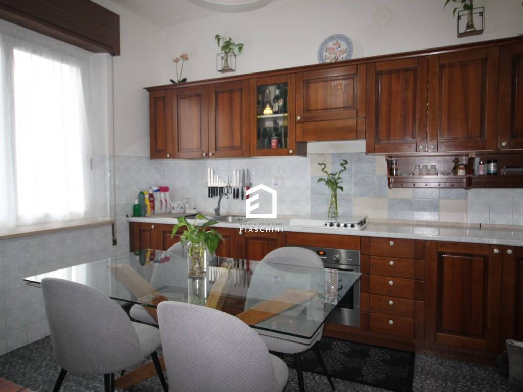 appartamento in vendita a Giove