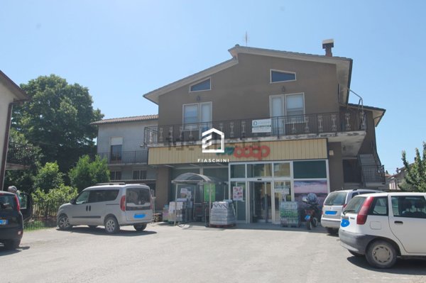 casa indipendente in vendita a Giove