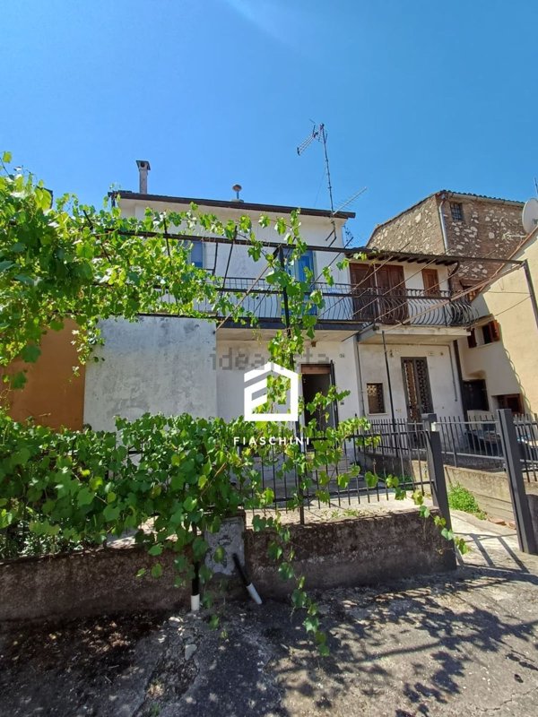 appartamento in vendita a Giove