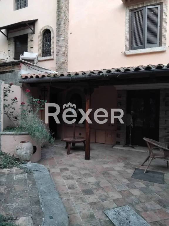 casa indipendente in vendita a Giove