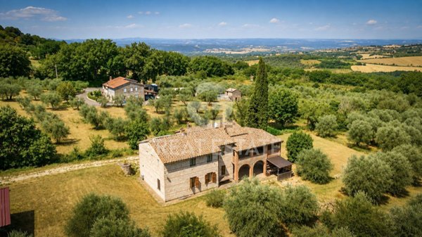 casale in vendita a Giove