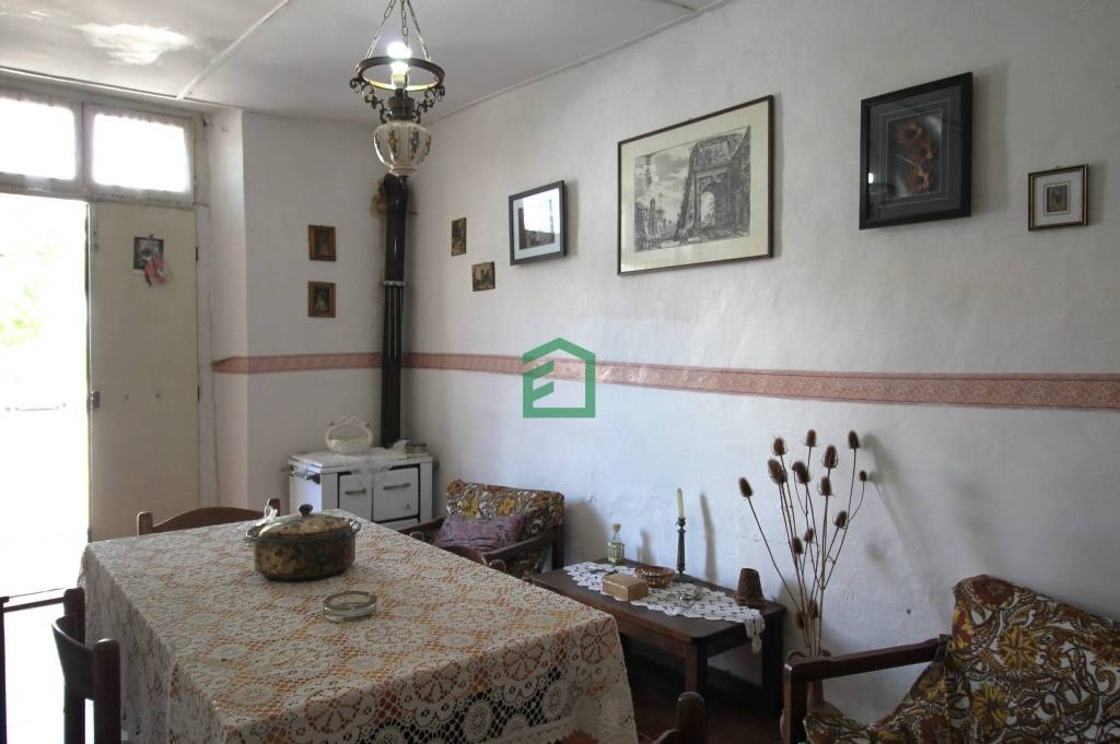 appartamento in vendita a Giove