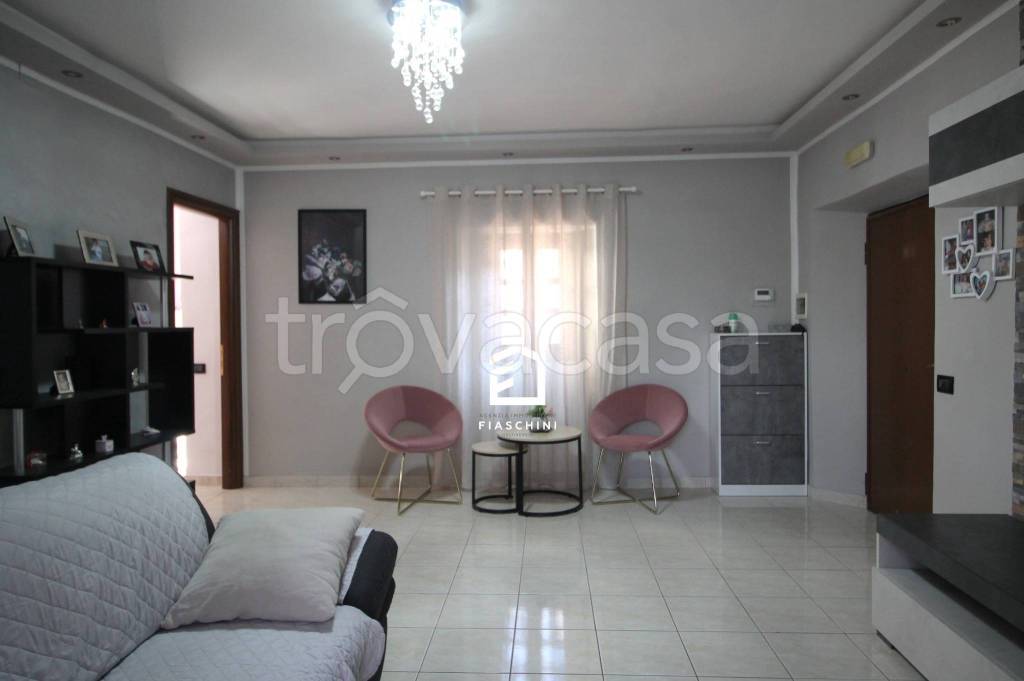 appartamento in vendita a Giove