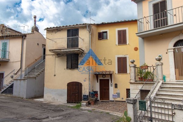 appartamento in vendita a Giove