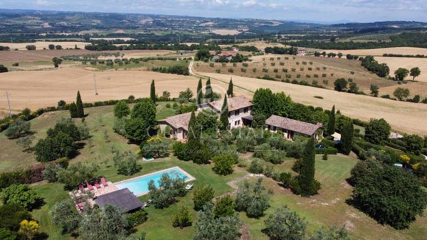 casa indipendente in vendita a Guardea