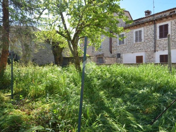 appartamento in vendita a Guardea in zona Poggio
