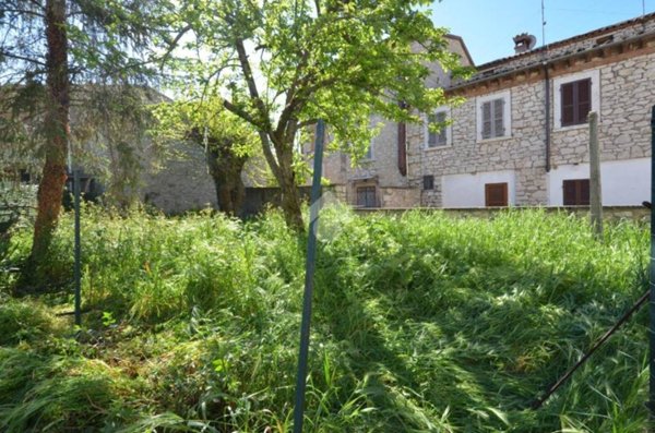 appartamento in vendita a Guardea in zona Madonna del Porto