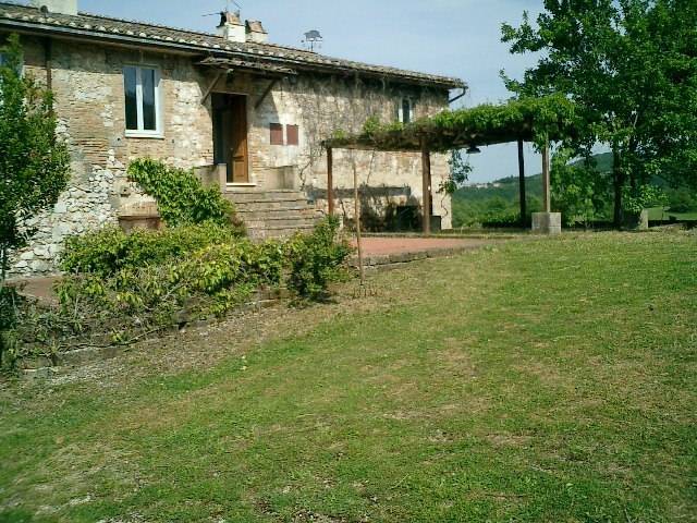 casa indipendente in vendita a Guardea