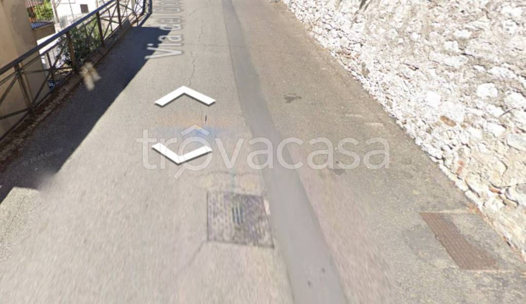 negozio in vendita a Guardea