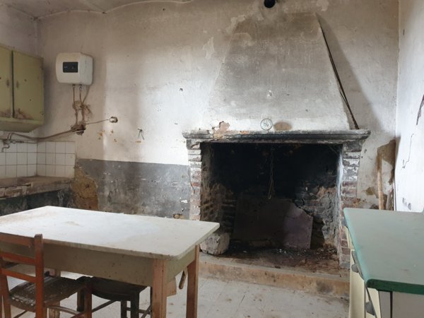 casa indipendente in vendita a Guardea in zona Madonna del Porto