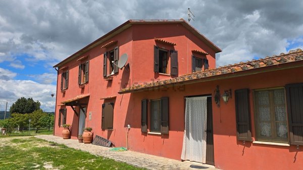 casa indipendente in vendita a Guardea