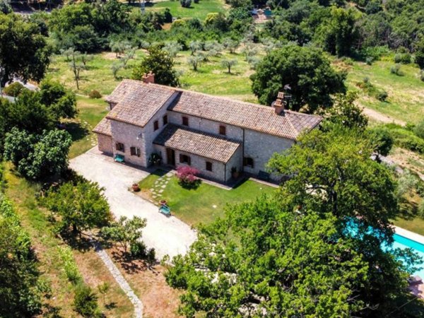 casa indipendente in vendita a Guardea