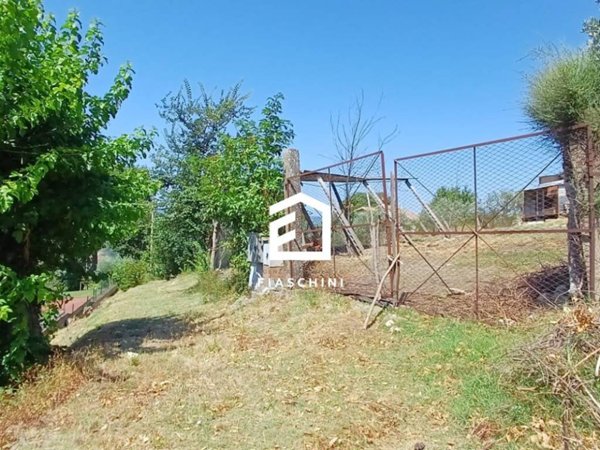 casa indipendente in vendita a Guardea