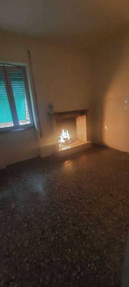 casa indipendente in vendita a Guardea