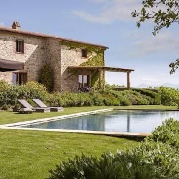 casale in vendita a Guardea