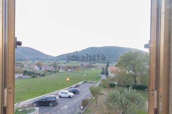 casa indipendente in vendita a Guardea