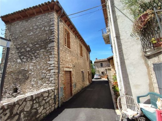 appartamento in vendita a Guardea