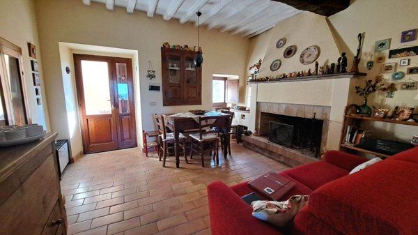 appartamento in vendita a Guardea in zona Frattuccia