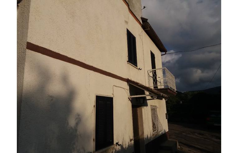 casa indipendente in vendita a Guardea in zona Cocciano